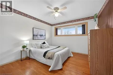 19 Burfield Avenue Hamilton ON L8T 2J8