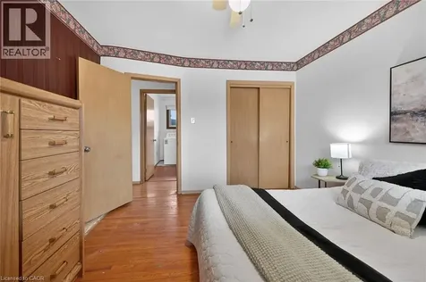 19 Burfield Avenue Hamilton ON L8T 2J8