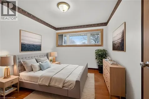 19 Burfield Avenue Hamilton ON L8T 2J8