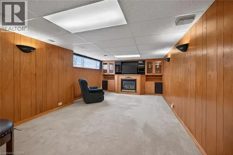 19 Burfield Avenue Hamilton ON L8T 2J8