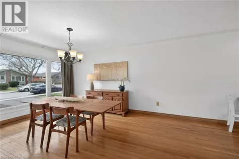 19 Burfield Avenue Hamilton ON L8T 2J8