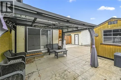 19 Burfield Avenue Hamilton ON L8T 2J8