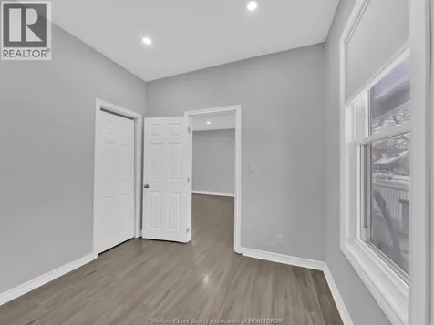 1155 Moy Avenue Windsor ON N9A 2P4