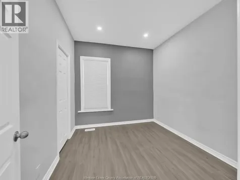 1155 Moy Avenue Windsor ON N9A 2P4