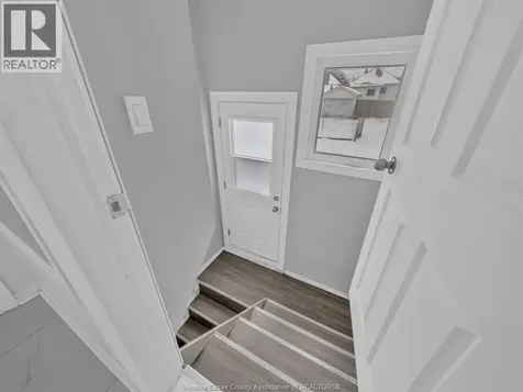 1155 Moy Avenue Windsor ON N9A 2P4