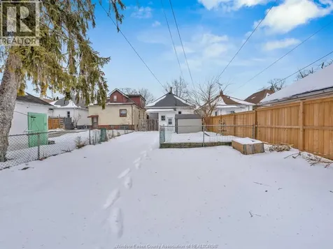 1155 Moy Avenue Windsor ON N9A 2P4