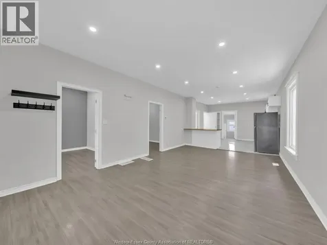 1155 Moy Avenue Windsor ON N9A 2P4