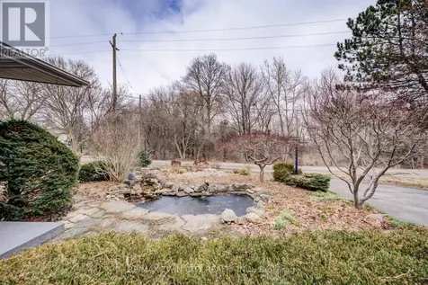 9 Summerhayes Crescent Brantford ON N3R 5H9