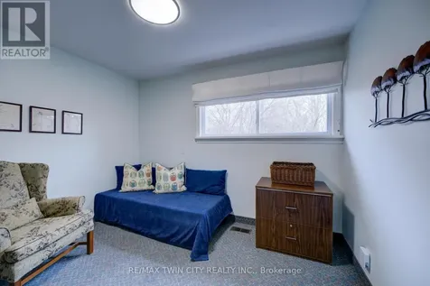 9 Summerhayes Crescent Brantford ON N3R 5H9