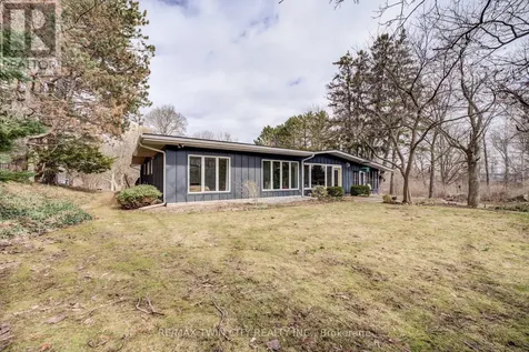 9 Summerhayes Crescent Brantford ON N3R 5H9