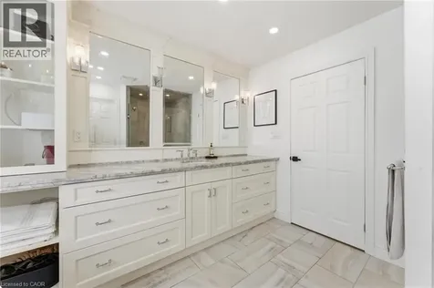 138 Miller Drive Ancaster ON L9G 4W4
