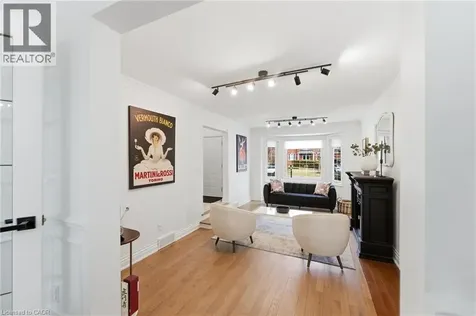 138 Miller Drive Ancaster ON L9G 4W4