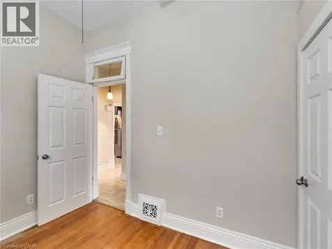 443 Wentworth Street North Hamilton ON L8L 5W6