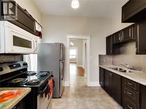 443 Wentworth Street North Hamilton ON L8L 5W6