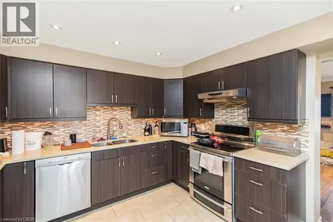 443 Eleventh Road East Stoney Creek ON L8J 3N4
