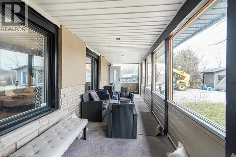 443 Eleventh Road East Stoney Creek ON L8J 3N4