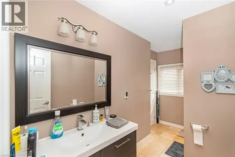 443 Eleventh Road East Stoney Creek ON L8J 3N4