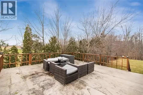443 Eleventh Road East Stoney Creek ON L8J 3N4