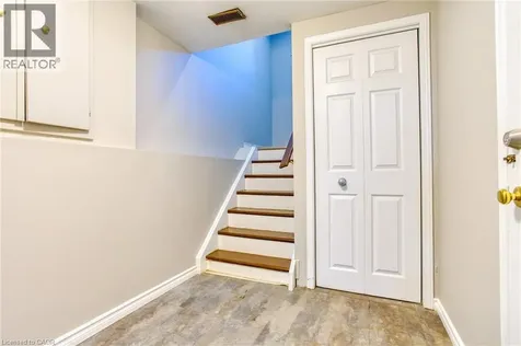6548 Laguna Court Niagara Falls ON L2H 2W3