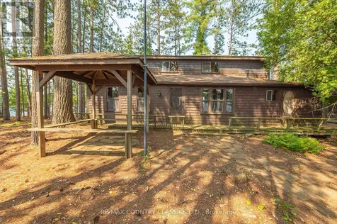 22 Chandos Lk Balmer Island North Kawartha ON K0L 1A0