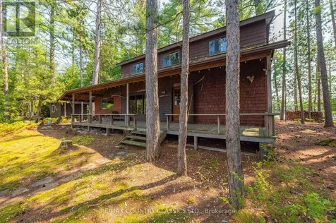 22 Chandos Lk Balmer Island North Kawartha ON K0L 1A0