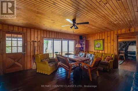 22 Chandos Lk Balmer Island North Kawartha ON K0L 1A0