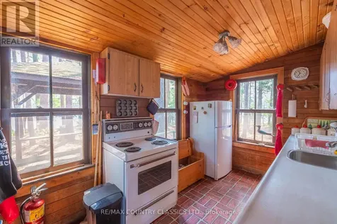 22 Chandos Lk Balmer Island North Kawartha ON K0L 1A0