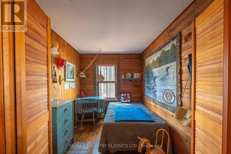 22 Chandos Lk Balmer Island North Kawartha ON K0L 1A0