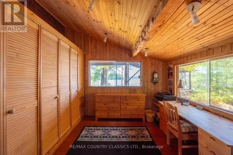 22 Chandos Lk Balmer Island North Kawartha ON K0L 1A0