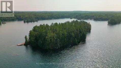 22 Chandos Lk Balmer Island North Kawartha ON K0L 1A0