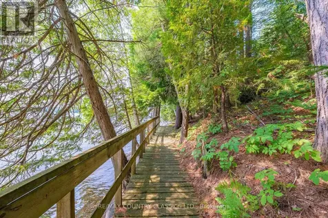 118 Quail Lane North Kawartha ON K0L 1A0