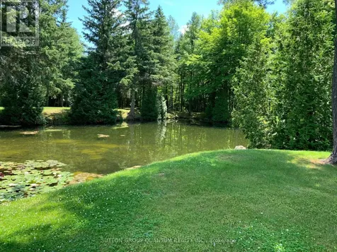 506 11th Concession Road East Hamilton ON L8B 1J1