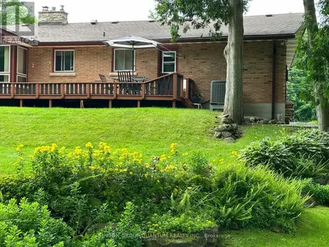 506 11th Concession Road East Hamilton ON L8B 1J1
