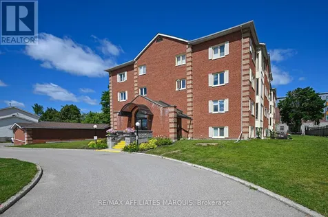 10 Armstrong Drive Smiths Falls ON K7A 5H8
