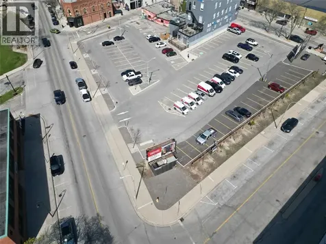 110 Davis Street Sarnia ON N7T 5T6
