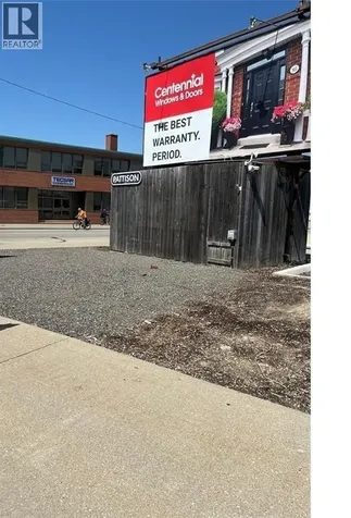 110 Davis Street Sarnia ON N7T 5T6