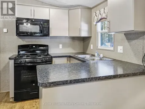 13 Southline Avenue Huron-kinloss ON N0G 2B0