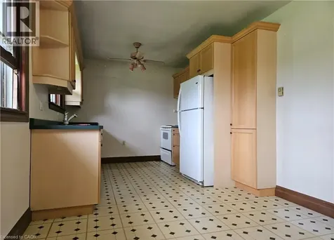 151 Seneca Court Ancaster ON L9G 3C1