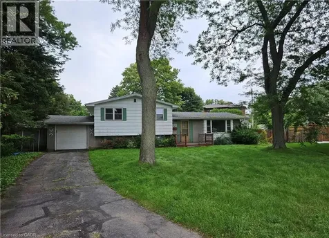 151 Seneca Court Ancaster ON L9G 3C1
