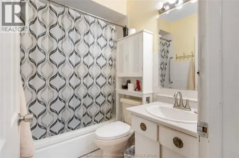 107 Sussex Street Chatham ON N7L 1M3