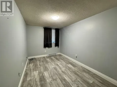 65 Highland Crescent Crescent Kitchener ON N2M 5M8
