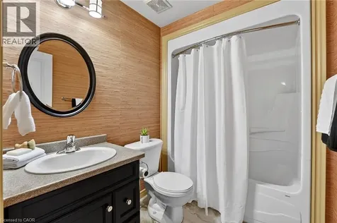 35 Scullers Way St. Catharines ON L2N 7S9