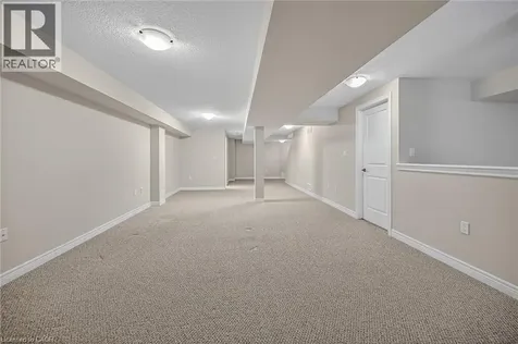 18 Ecker Lane Hamilton ON L0R 1C0
