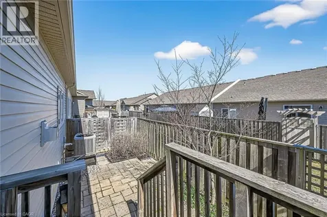 18 Ecker Lane Hamilton ON L0R 1C0