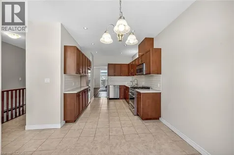 18 Ecker Lane Hamilton ON L0R 1C0