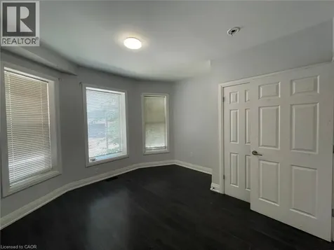 1 Madison Avenue Hamilton ON L8L 5Y2