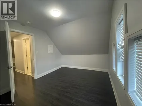 1 Madison Avenue Hamilton ON L8L 5Y2