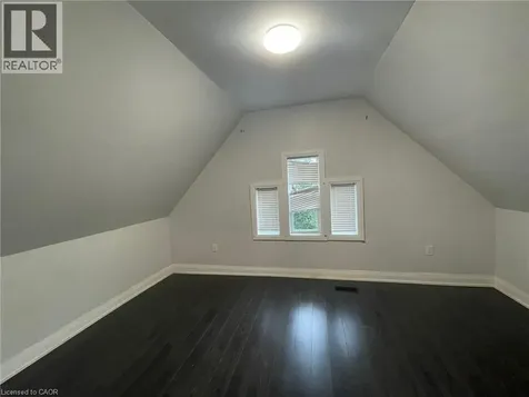 1 Madison Avenue Hamilton ON L8L 5Y2