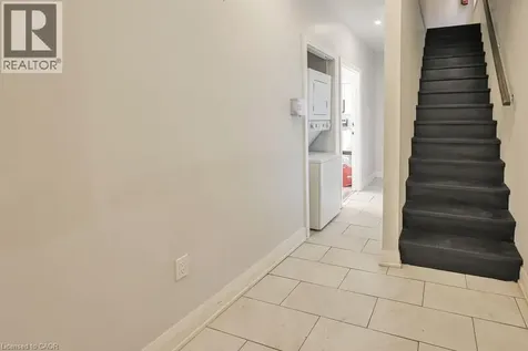 1 Madison Avenue Hamilton ON L8L 5Y2
