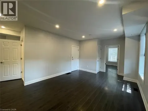 1 Madison Avenue Hamilton ON L8L 5Y2